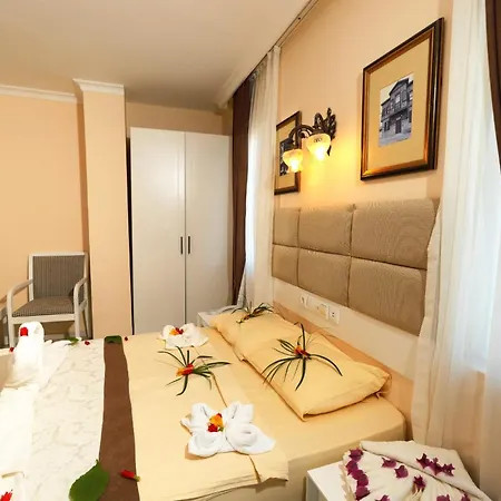 Hotel Miramor & 5*